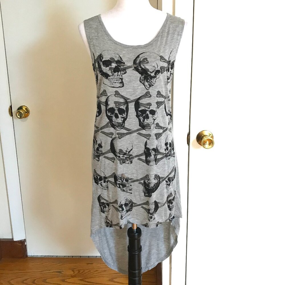 'Tomb Raider' Hi-Lo Goth Punk Steampunk Skull Crossbones Gray Tunic Top